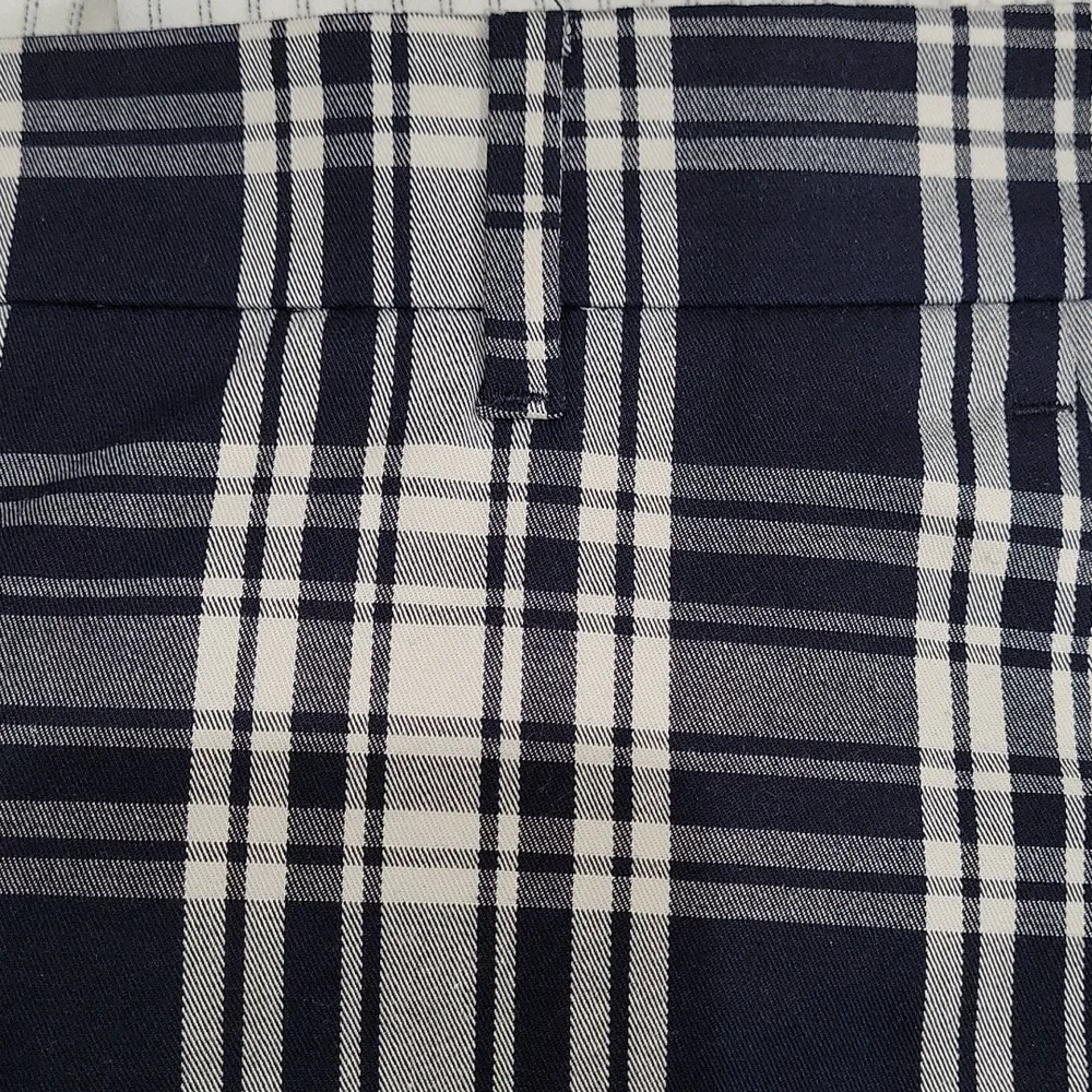 Ann Taylor Navy Plaid Shorts Size 2 - Picture 5 of 6